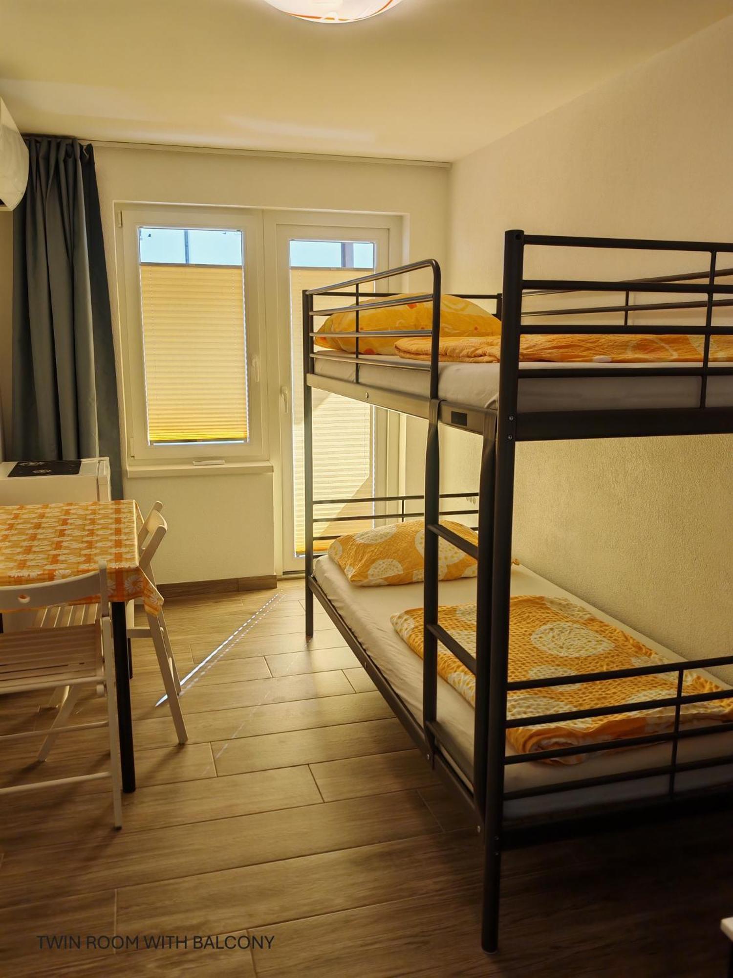 Apartment And Room Anica Толмин Экстерьер фото