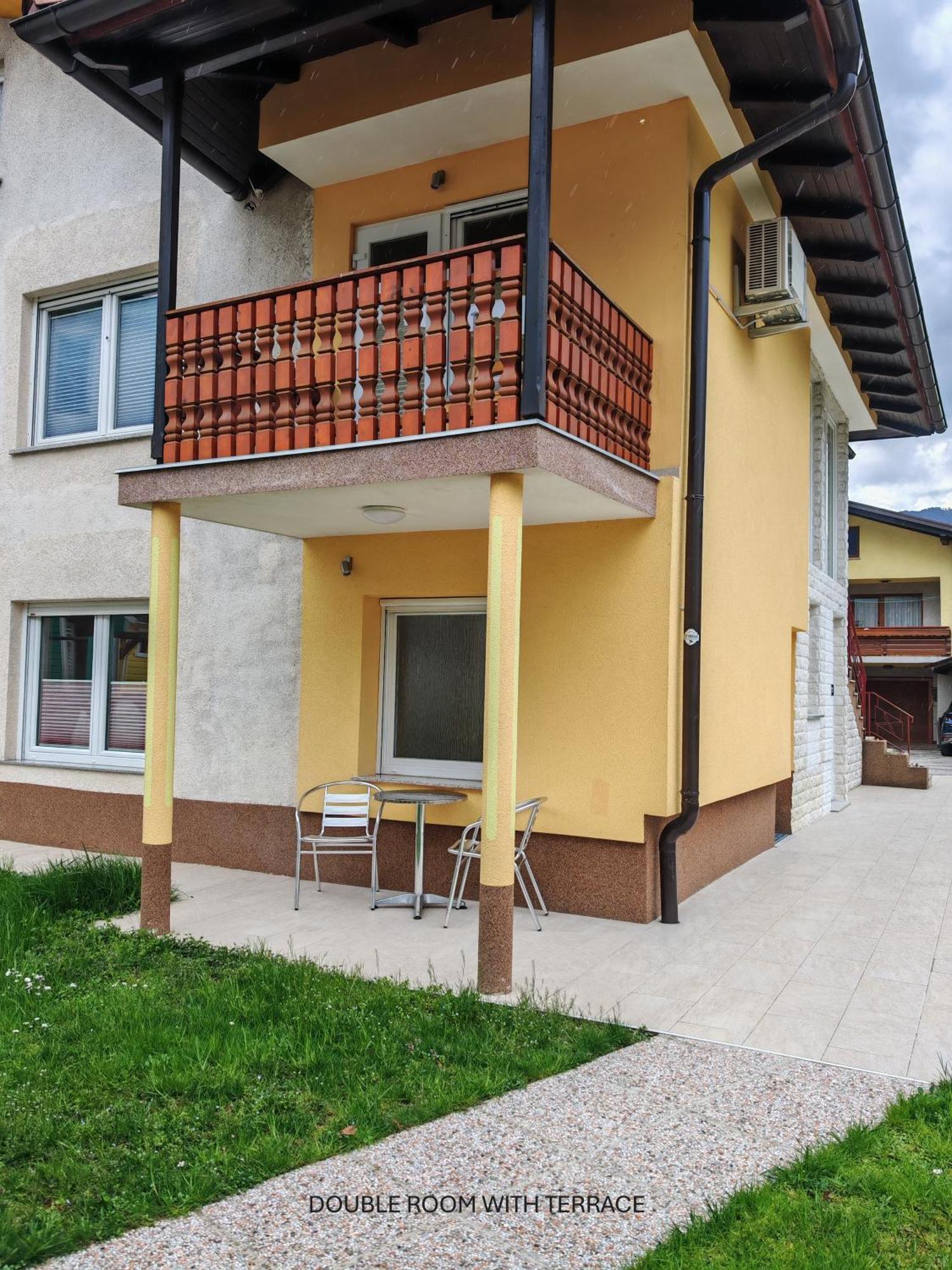 Apartment And Room Anica Толмин Экстерьер фото